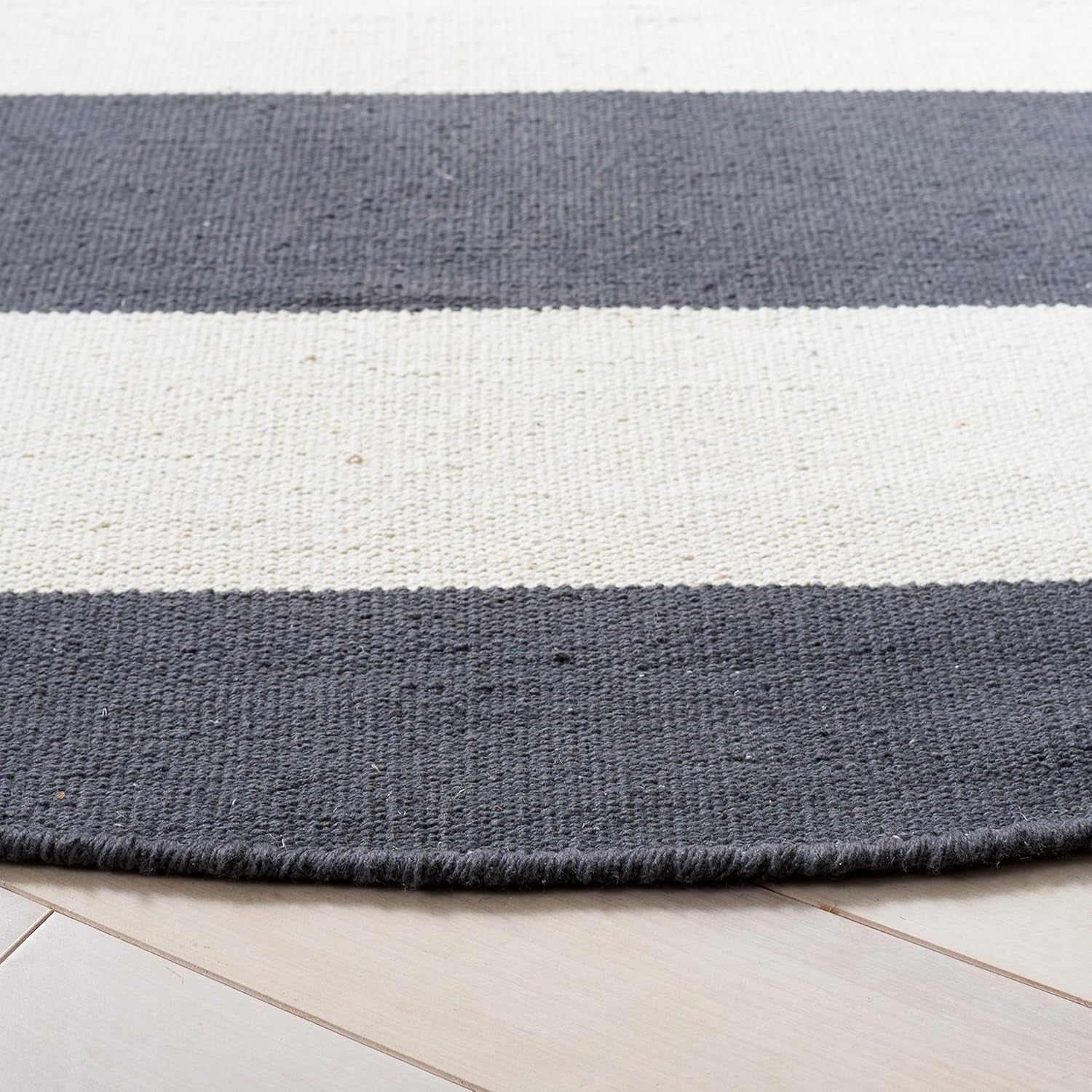 Montauk Collection Area Rug - 8' Round, Grey & Ivory, Handmade Flatweave Cotton, Woven Texture, Farmhouse Stripe Pattern, Ideal for Living Room, Bedroom, Dining Space (MTK712G)