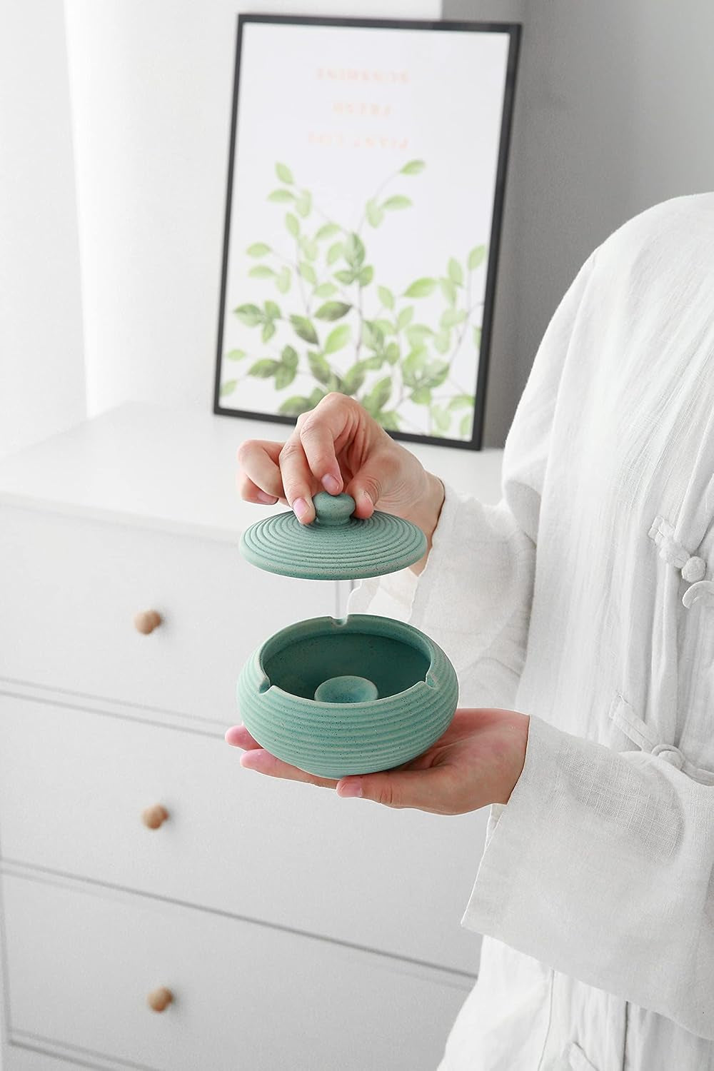 Ceramic Holder Decor Jar Holder Home Jar Decor with Lid for Home Office Decoration Anti-Skid Ceramic Taichi Black