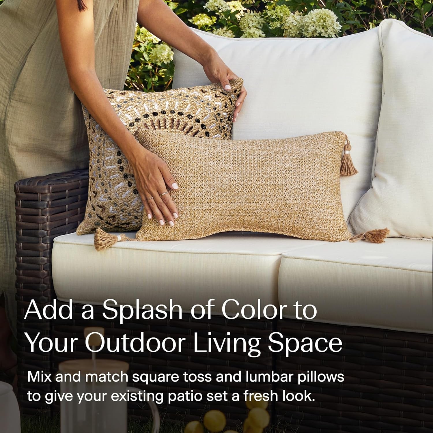 Outdoor Square Toss Pillow Set, 17" H X 17" L, Raffia Medallion Poolside Outdoor Pillows