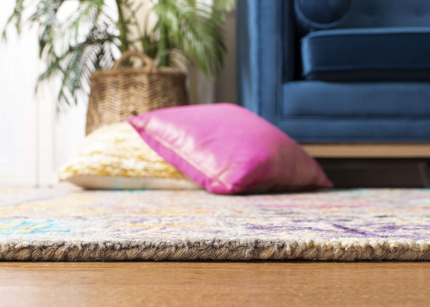 Blossom Collection Accent Rug - 4' X 6', Grey & Multi, Handmade Tassel Wool, Ideal for High Traffic Areas in Entryway, Living Room, Bedroom (BLM453A)