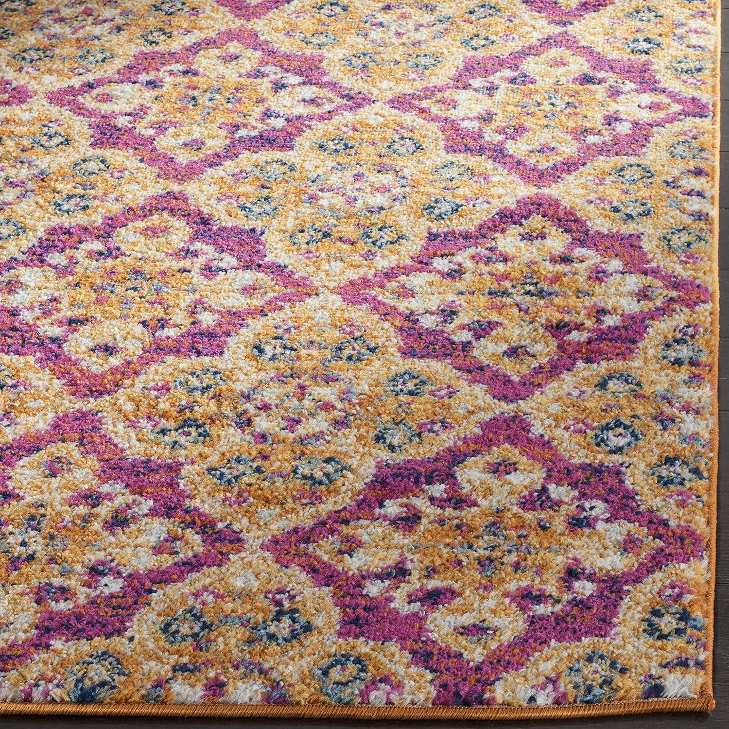 Madison Collection Accent Rug - 3' X 5', Fuchsia & Gold, Boho Chic Floral Design, Non-Shedding & Easy Care, Ideal for High Traffic Areas in Entryway, Living Room, Bedroom (MAD605A)