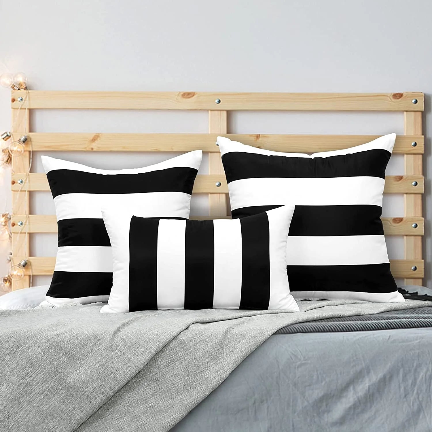 2 Pack Black and White Striped Throw Pillow Covers 18 X 18 Inch Outdoor Patio Pillows Cushion Cover Waterproof Pillow Cases for Couch Pillows Sofa