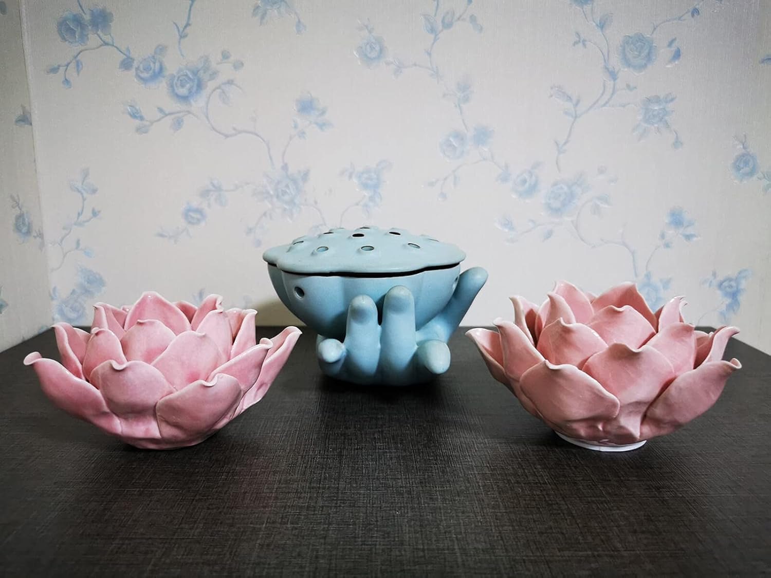 Pink Lotus Flower Candle Holder - Handmade Ceramic Lotus Tealight Candle Holders, Pink Lotus Candle Holders for Home Decoration, 1 Pack
