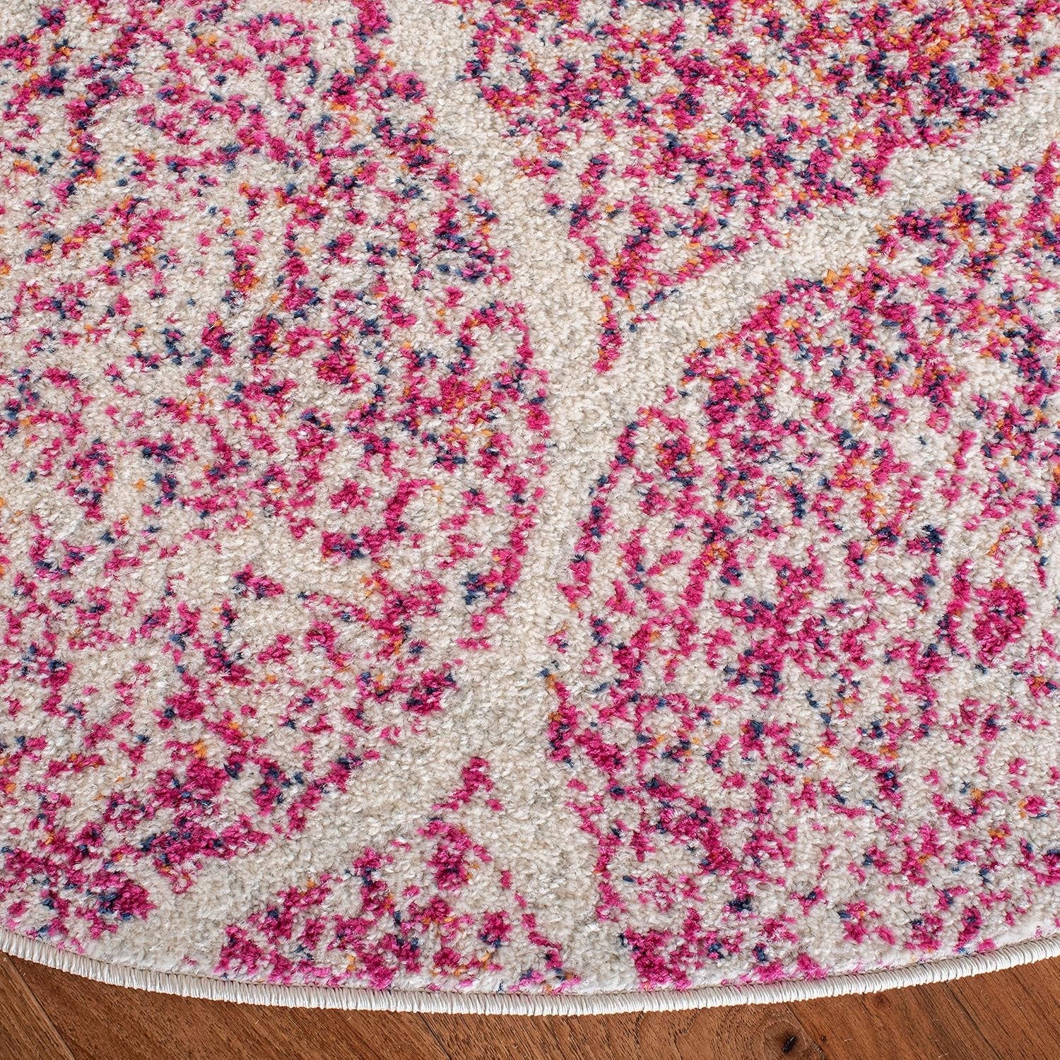 Madison Collection Area Rug - 5'3" Round, Cream & Fuchsia, Glam Ogee Trellis Distressed Design, Non-Shedding & Easy Care, Ideal for High Traffic Areas in Living Room, Bedroom (MAD604R)