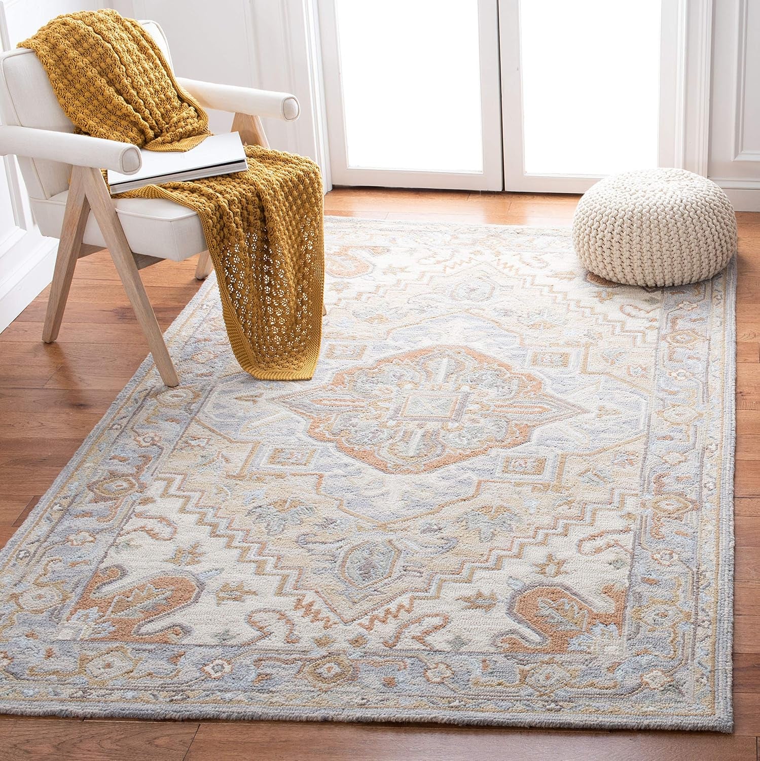 Heritage Collection Accent Rug - 3' X 5', Beige & Grey, Handmade Traditional Oriental Wool, Ideal for High Traffic Areas in Entryway, Living Room, Bedroom (HG920B)