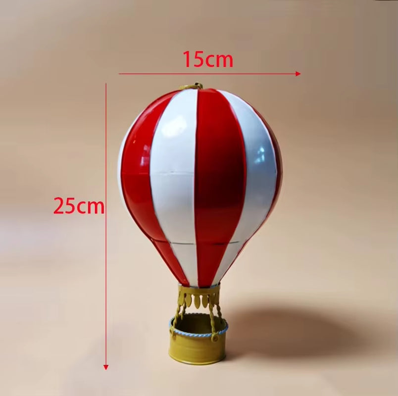 19Th Century European Retro Wrought Iron Hot Air Balloon Model Hotel Store Hanging Ornaments Crafts Home Furnishings Decoration