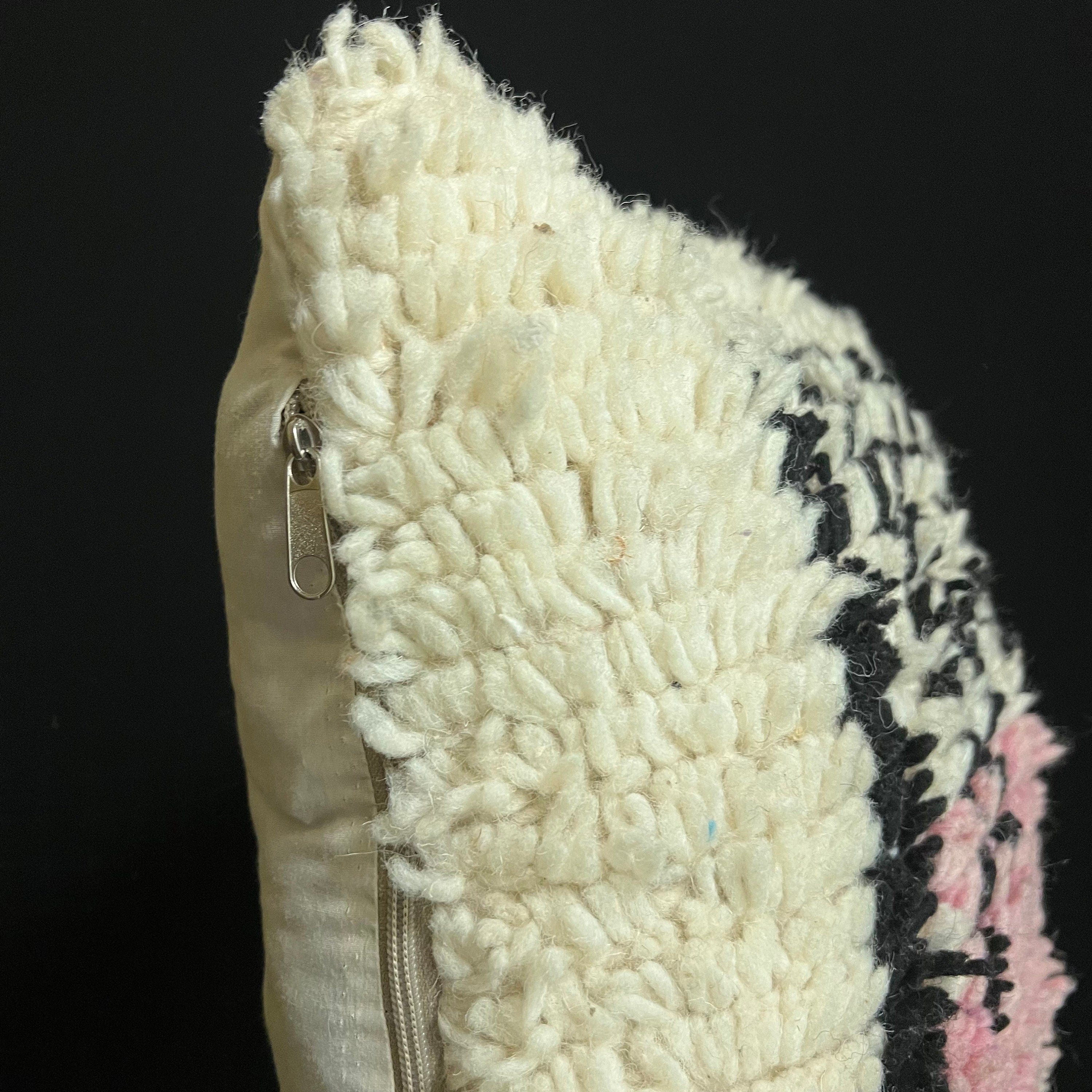 Handmade Berber Wool Pillow: Modern Bohemian Cushion (40X40 Cm)