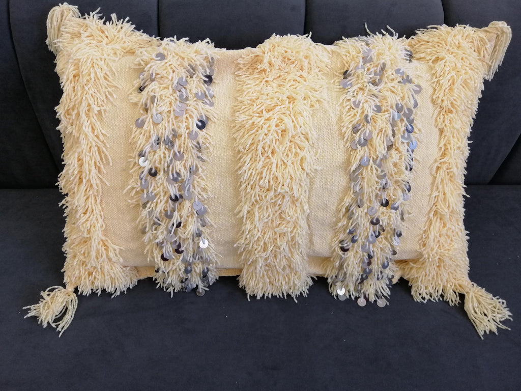 Gorgeous Creamy Pillows Wedding Handmade Cushion Cover Berber Handira Pillows Moroccan Sofa Green Sequins Pillow Beige