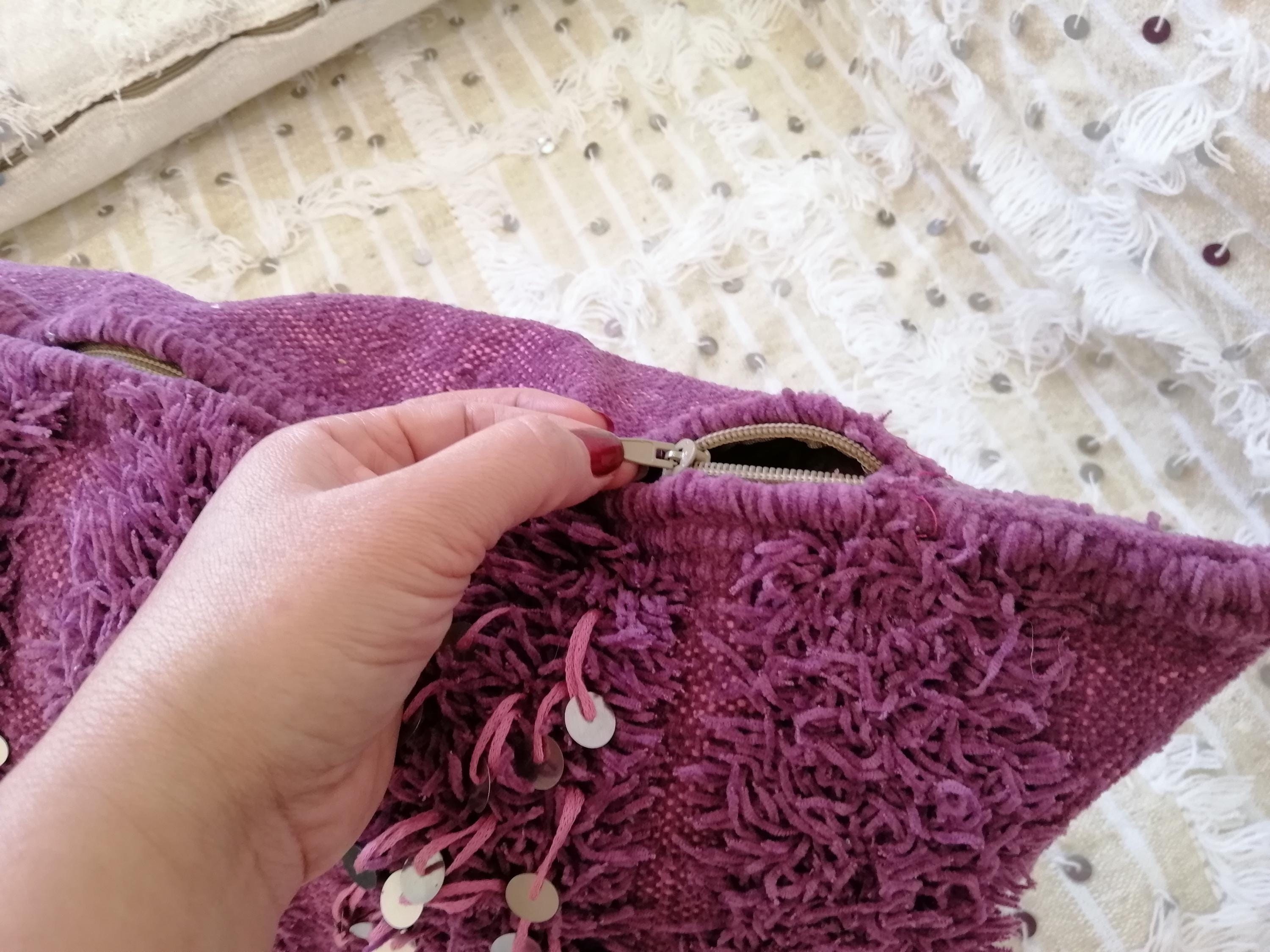 Shinny Shaggy Pink Pillows Wedding Handmade Cushion Cover Berber Handira Pillows Moroccan Sofa Pink Sequins Pillow