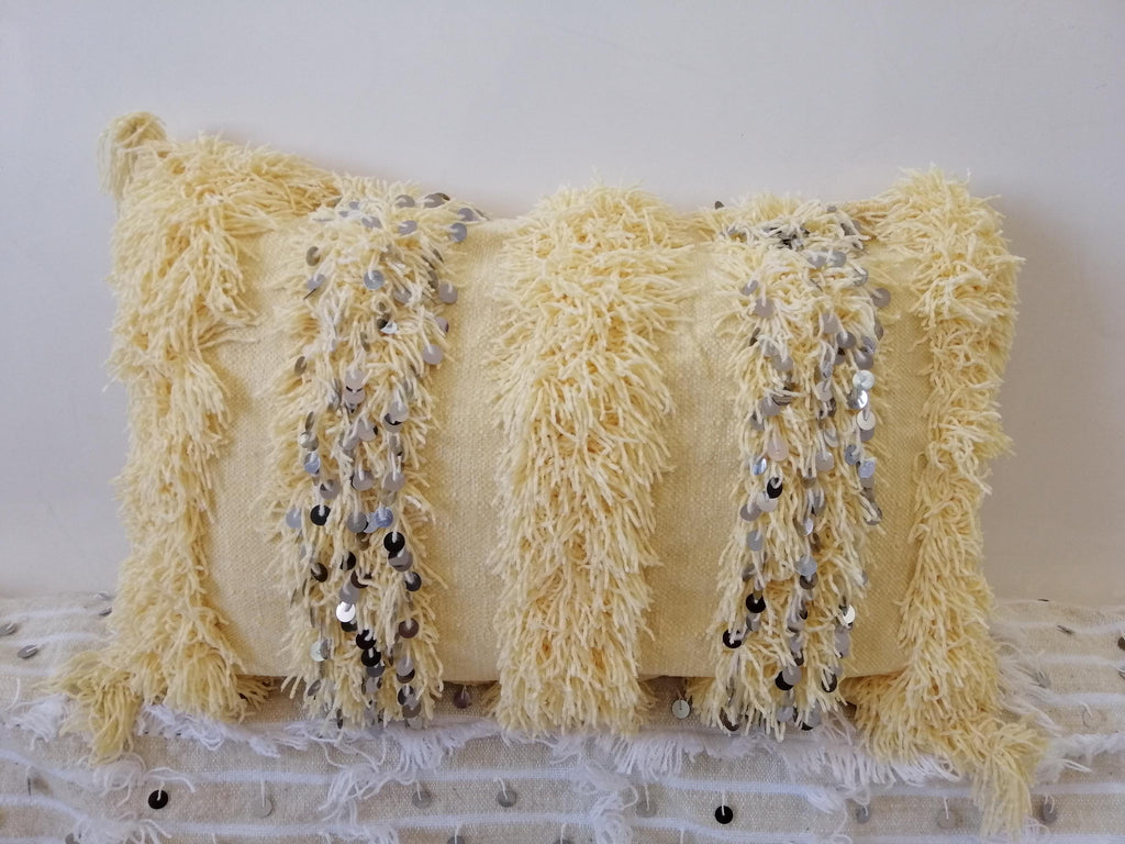 Gorgeous Creamy Pillows Wedding Handmade Cushion Cover Berber Handira Pillows Moroccan Sofa Green Sequins Pillow Beige