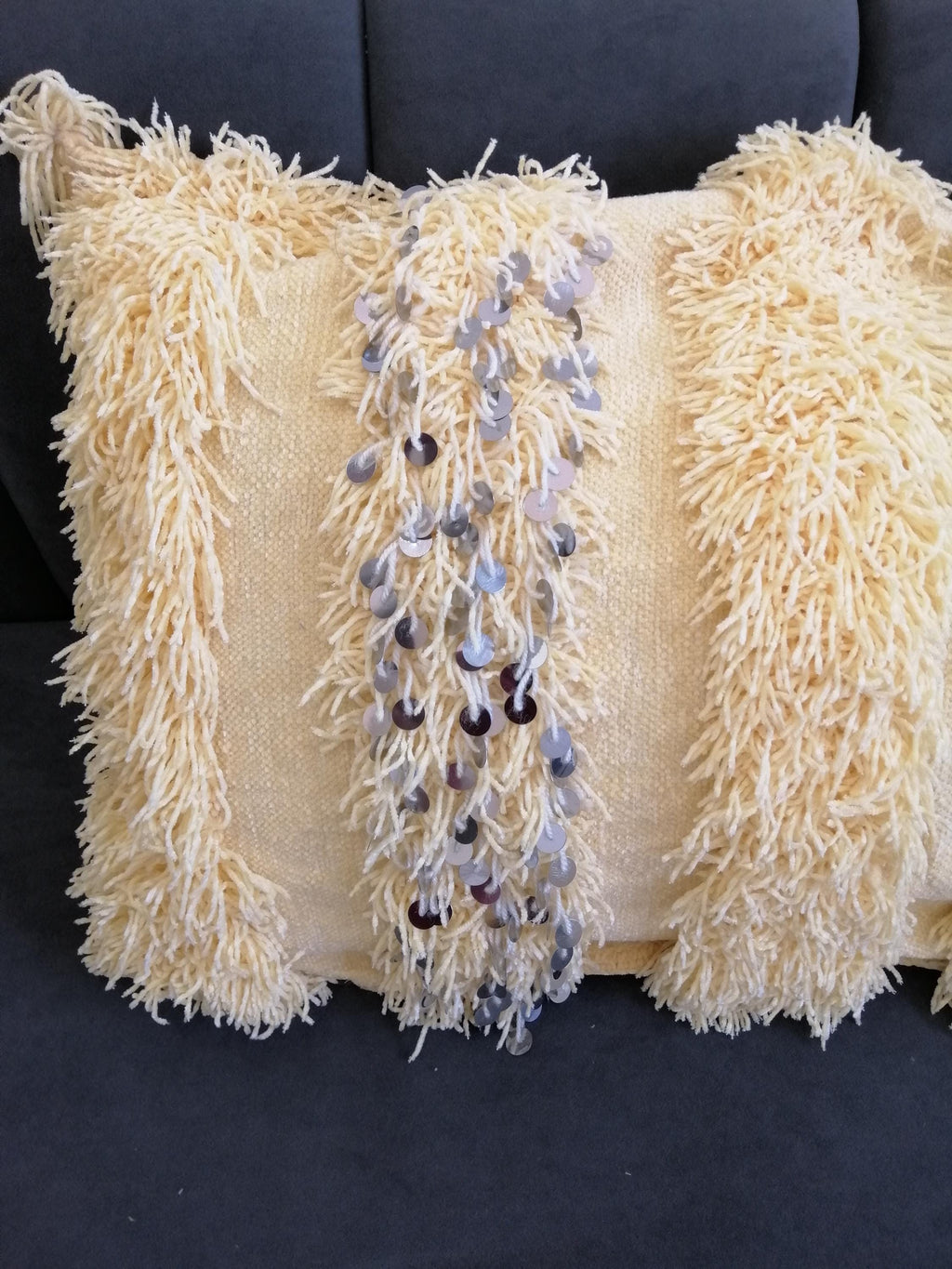 Gorgeous Creamy Pillows Wedding Handmade Cushion Cover Berber Handira Pillows Moroccan Sofa Green Sequins Pillow Beige